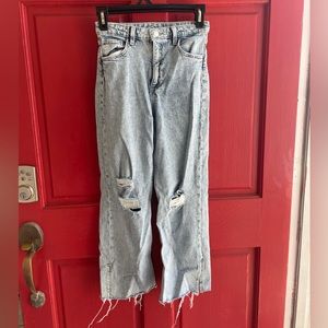 H&M Girls ripped blue jeans